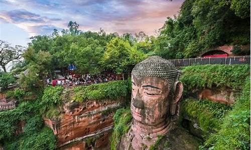 去四川乐山旅游攻略_四川乐山旅游攻略必去三个景点