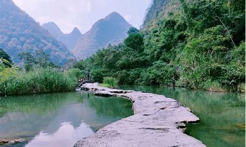 贵州荔波旅游攻略最佳线路自驾游路线_贵州荔波旅游攻略