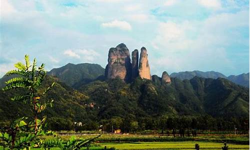 江郎山旅游攻略一日游_江郎山要爬几个小时